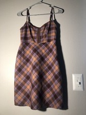 Urban Outfitters Dress Beautiful Pattern , Hook Closer And Zipper Closure