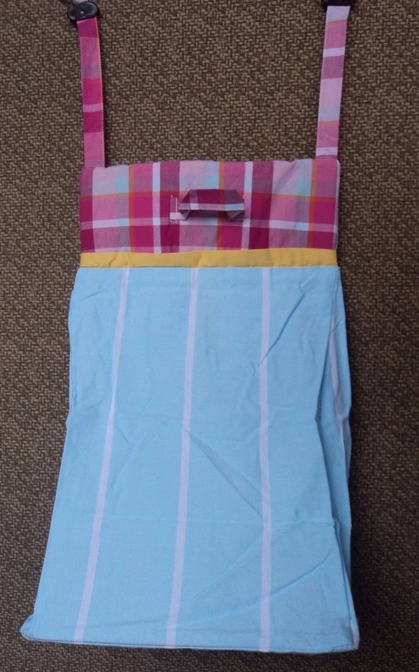 Apilador de pañales colgantes Kenneth Brown Sweet Stitches rosa azul soporte a cuadros NUEVO Foto 4 de 4