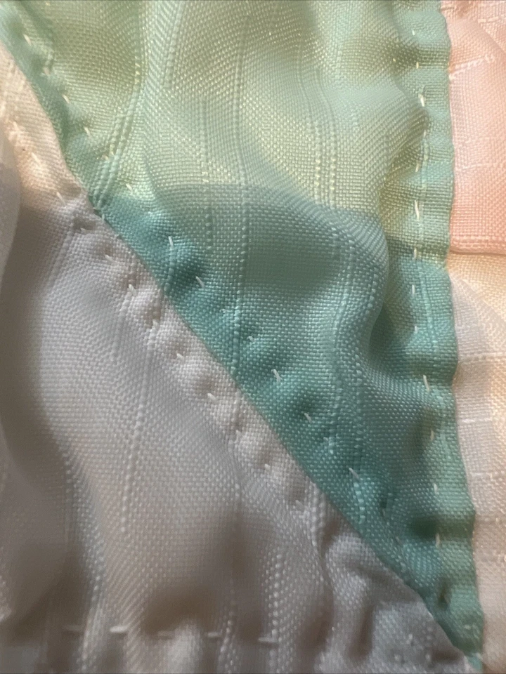 Handmade Square Quilt Vintage 81x86 Twin/full - Image 4 of 4