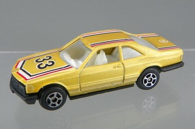 Vintage 1980's Yatming Unbranded No.105 Diecast 1/64 Gold Mercedes 500 SEC E-NM