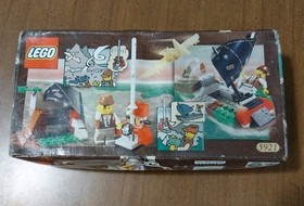 LEGO 5921 Adventures Research Glider - Dino Island - Sealed in Damaged Box
