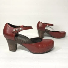Dansko Rachel Clogs Red Burgundy Maroon Leather Size 38 Wooden Sole 3” Heels