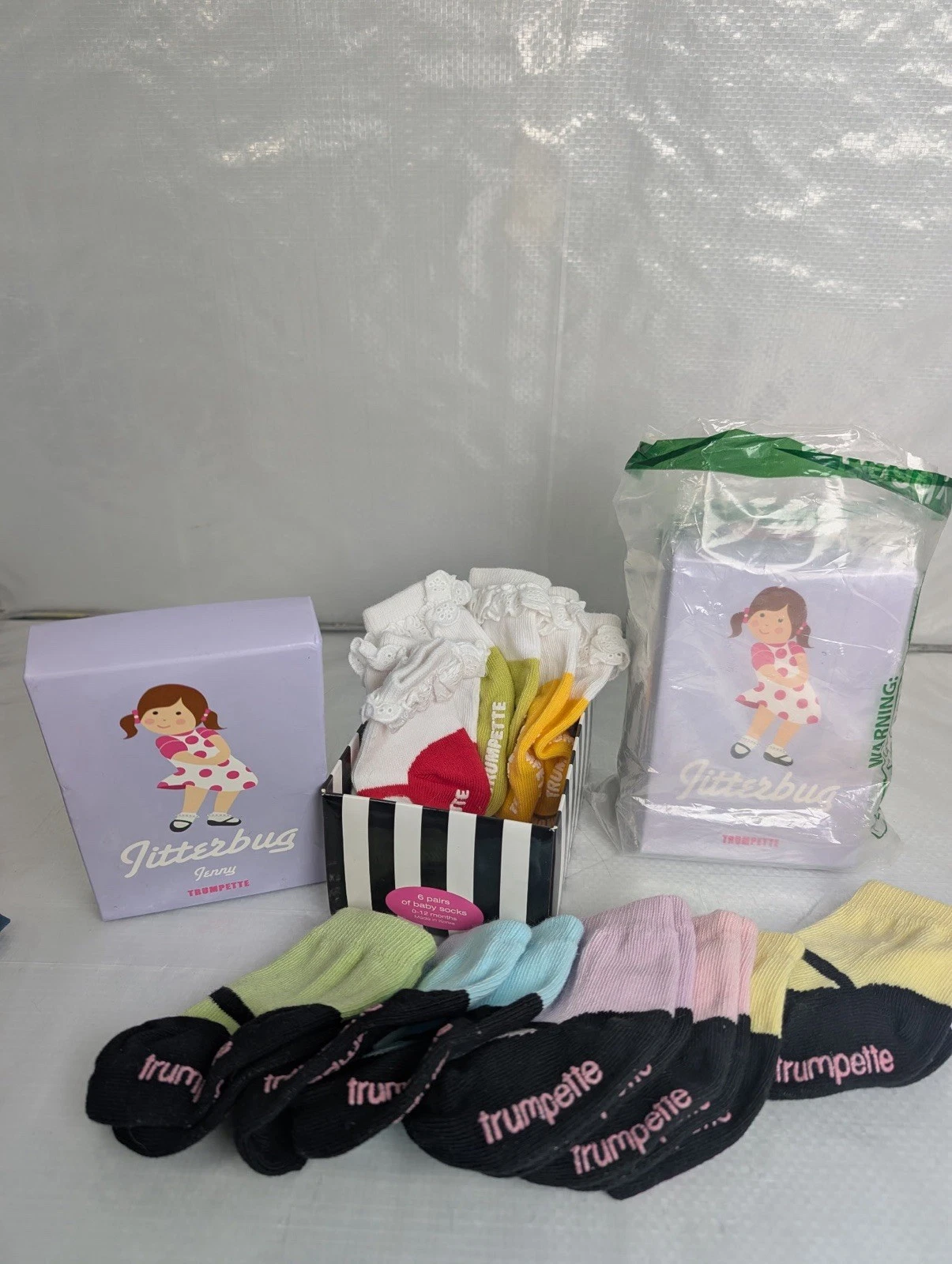 NWT Jitterbug Trumpette Girly Baby Socks 0-12 Months Fringe Demure Cottagecore
Opens in a new window