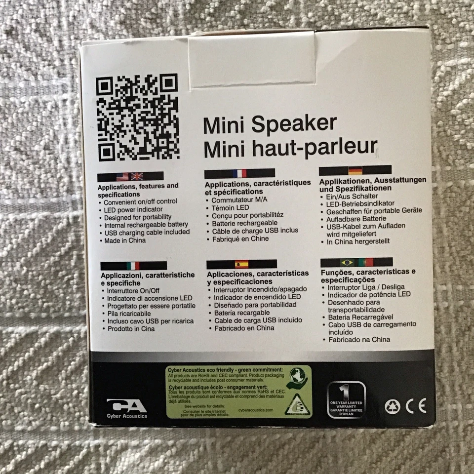 Altavoz con cable 3,5 mm AUX en mini altavoz compacto Foto 3 de 4