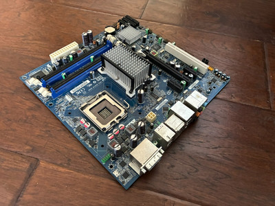 Intel DG45ID mATX Motherboard | Socket LGA775 | G45 Express Chipset | w/ Cooler