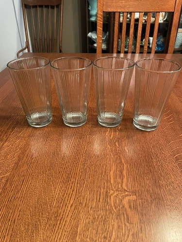 Set of 4 Vintage Anchor Hocking Vertical Ribbed Interior Pint Glasses NEW