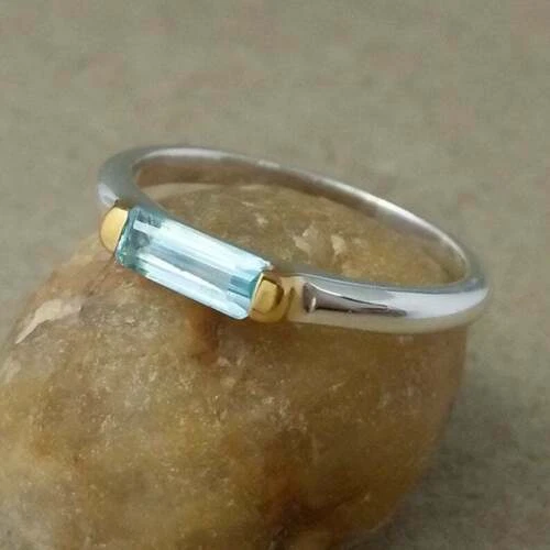 Gioielli di lusso blu peridoto