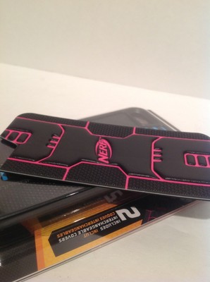 Coque NERF Advance Pour IPhone 5/5S - Rose - Neuve Dans Son Emballage