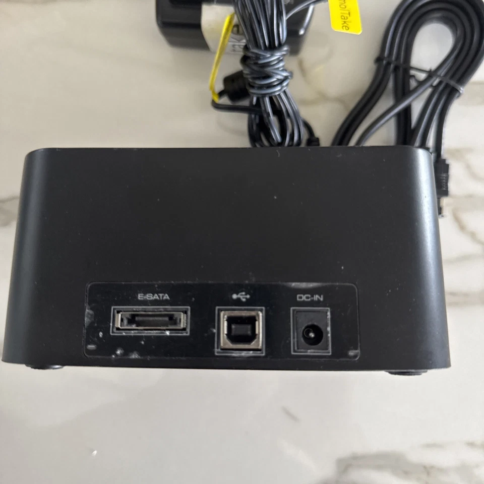 Thermaltake BlacX SATA Disco Duro, eSATA y Estación de Acoplamiento USB Foto 4 de 4