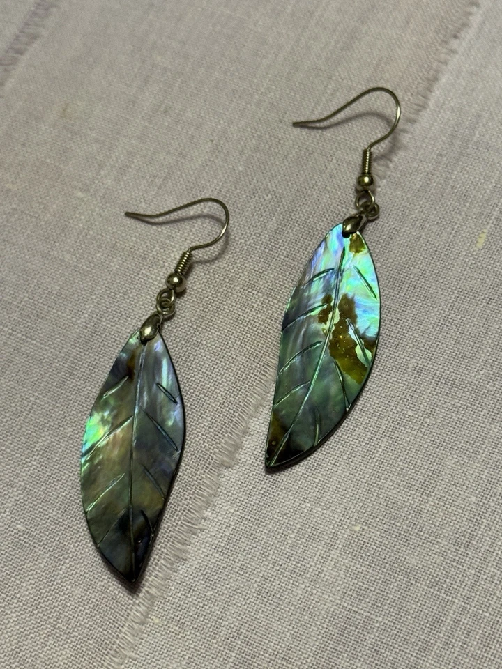Gorgeous Abalone Shell Leaf Shape Earrings So Beautiful!  Shimmery, dangle drop  - Image 4 of 4
