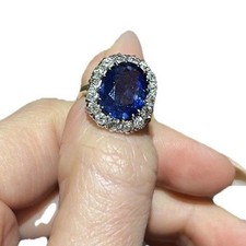 💎 7.3ct Natural Sapphire 1.3ct Diamond Cluster engagement Ring 1970s 18ct Gold