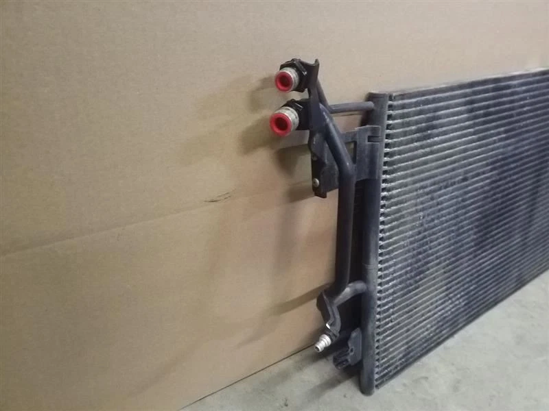 AC Condenser | Fits 1998-2002 Audi A4 / Volkswagen Passat - VIN D 8th Digit - Image 4 of 4