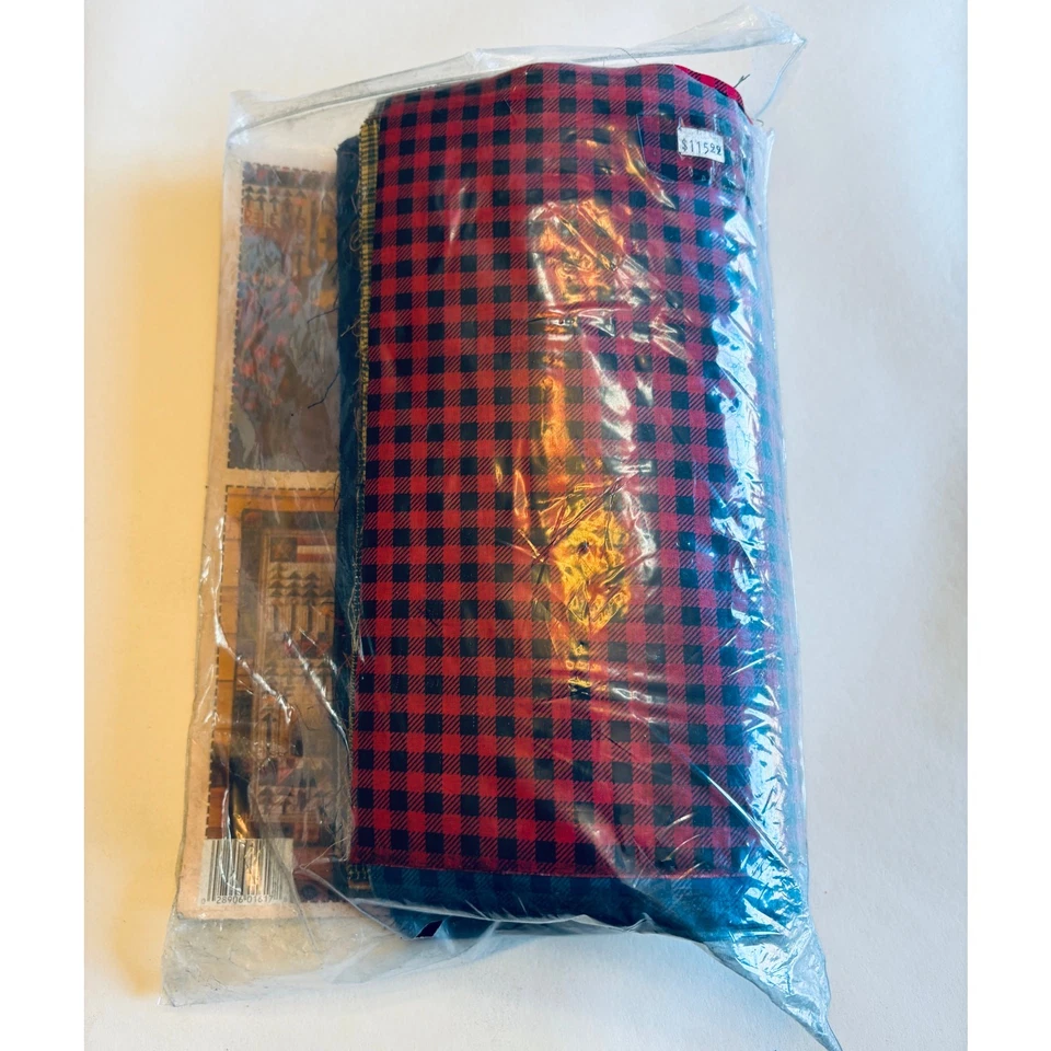 Libro de edredón de retazos vintage 1995 con kit de cuadrados de tela PRECORTADOS $115  Foto 4 de 4