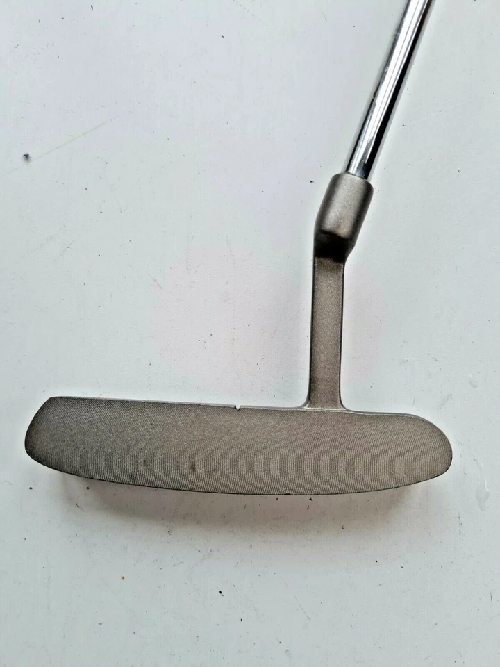 Powerbilt 2000 Series VI Right Handed Putter - Image 2 of 4