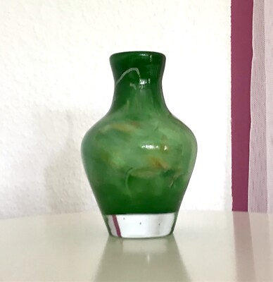 Vintage Vase Blumenvase Glasvase Glas grün Überfangglas Glaskunst