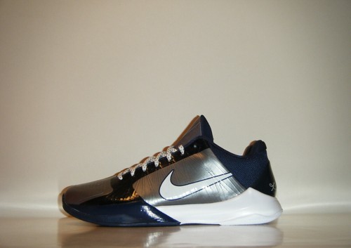 DS 2010 Nike Zoom Kobe V 5 Georgetown NCAA PE PROMO SAMPLE Sz. 11 Silver What If - Picture 9 of 12