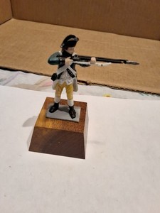 Vintage American Revolutionary War Continental Rifleman 1970s On Wooden Base