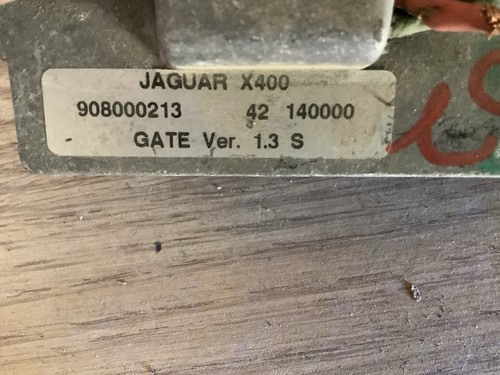 2000 Jaguar X-Type Cooling Fan Control Module 908000213 - Picture 2 of 3