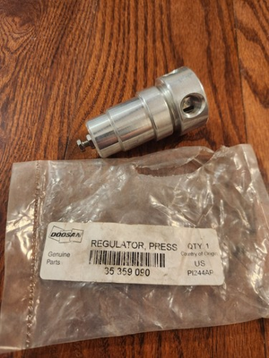 #ad OEM Bobcat Doosan pressure regulator 35359090 $179.00