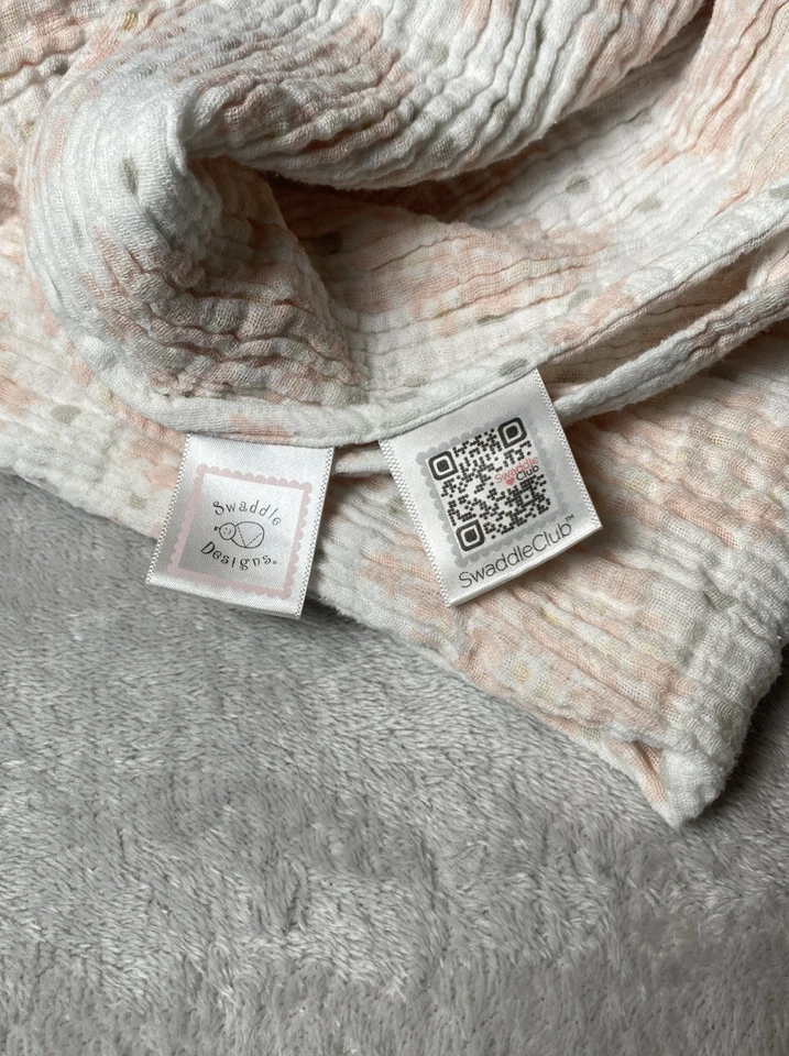Swaddle Designs 棉薄纱襁褓婴儿毯粉色花卉花束 Lovey — 第 3/4 张图片