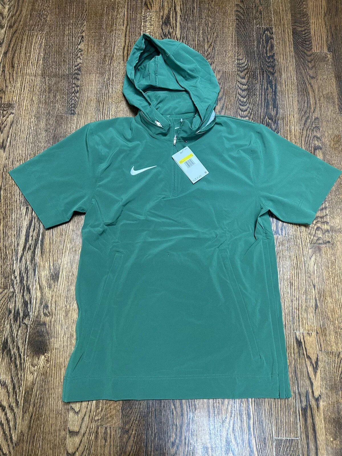 Veste à capuche tissée tissée à manches courtes Nike petite DV6755 État du Michigan