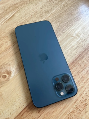 Apple iPhone 12 Pro Max - 128 GB - Blue (Unlocked)