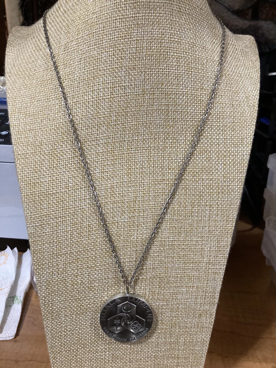 Necklace clearance in malay