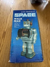Space Walk Man Robot Battery OP ME 100 In Original box TESTED WORKS.