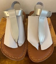 Sun-San Salt Water Sandals Sliver T-Thong Kids Size 2 EU 34