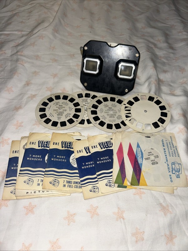 Sawyer's Viewfinder Viewer - Black - 1940's-50's - Works. Plus 15Reels
