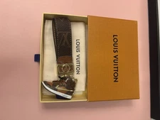 Best Quality Luxury Mini Sneaker Keychain for Men Women with Gift Box