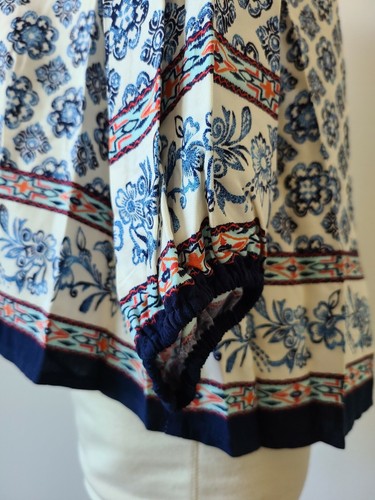 Women's_ BLUE Porcelain Print Long Sleeves CDC Blouse - Picture 3 of 5