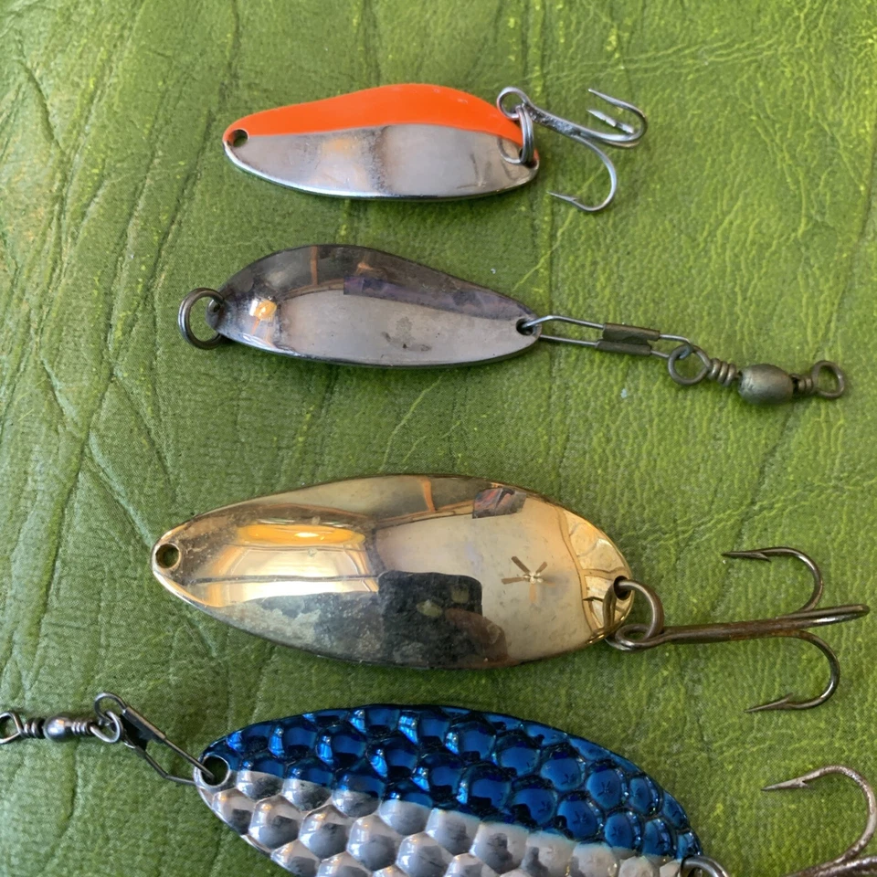 Lote de 5 iscas vintage para colher de pesca Little Cleo Topless cores sortidas tamanhos - Imagem 4 de 4