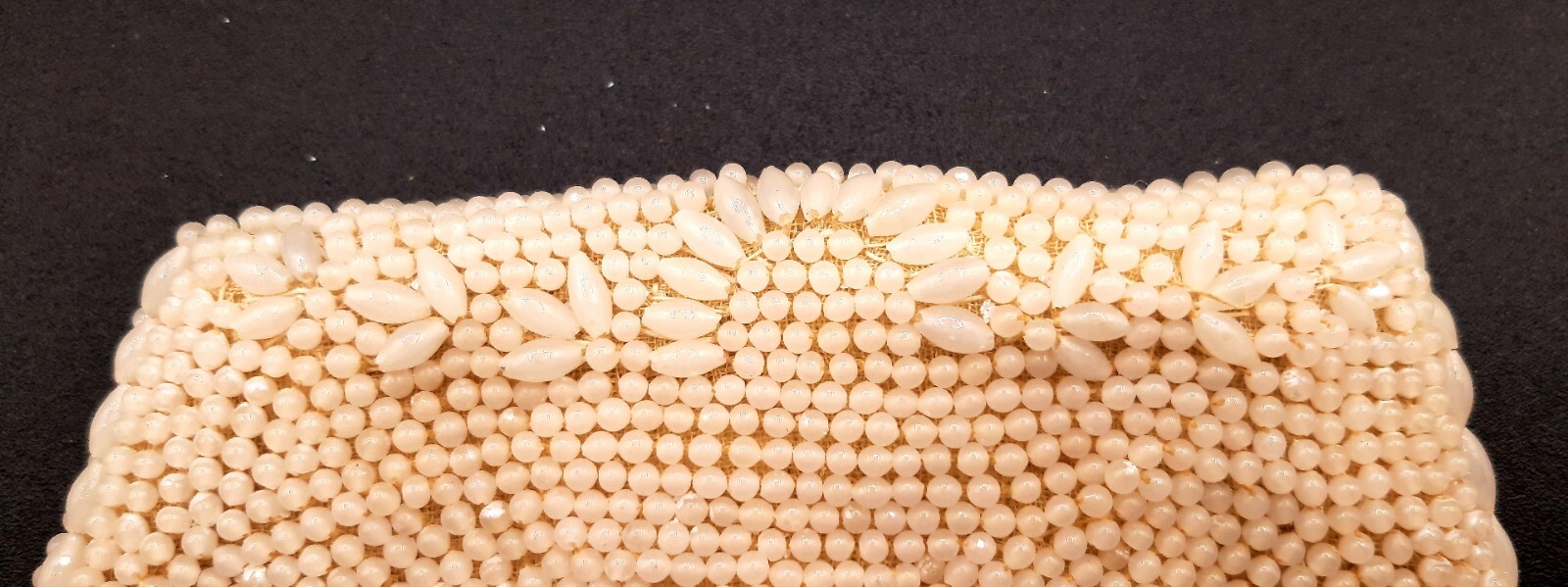 Vintage Beaded Cream Change Purse Pearled Accesso… - image 13