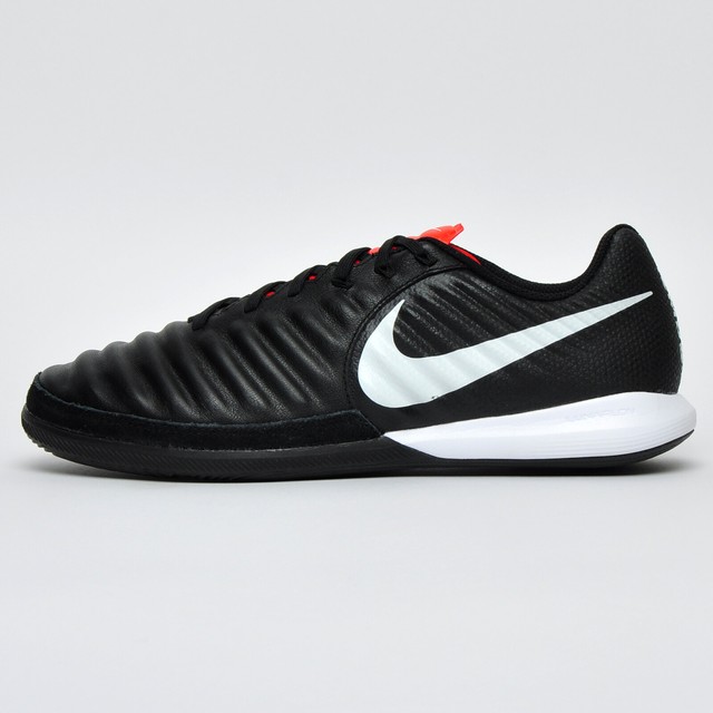 nike mercurial lunar