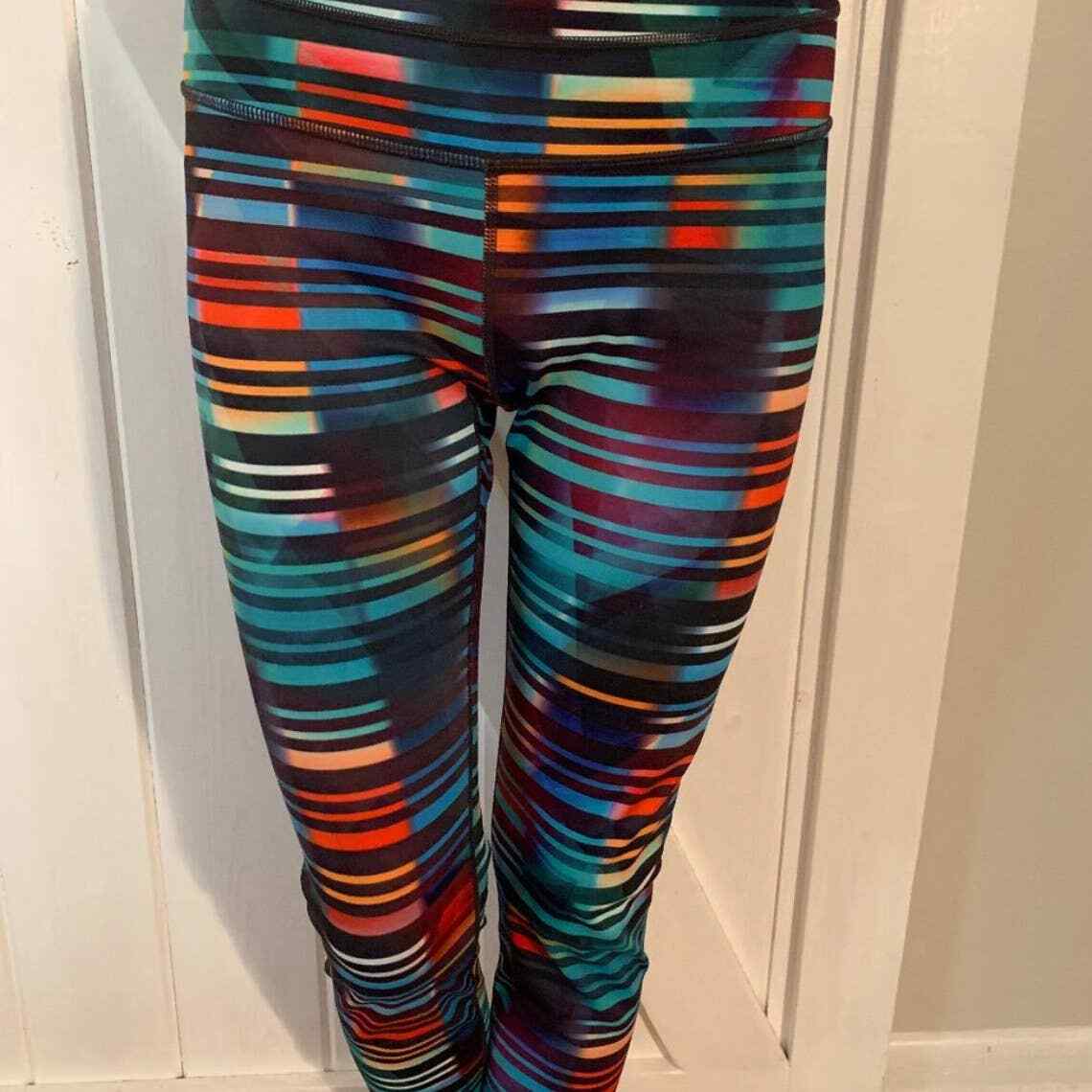 Athleta Multi-colored striped capri leggings size… - image 5