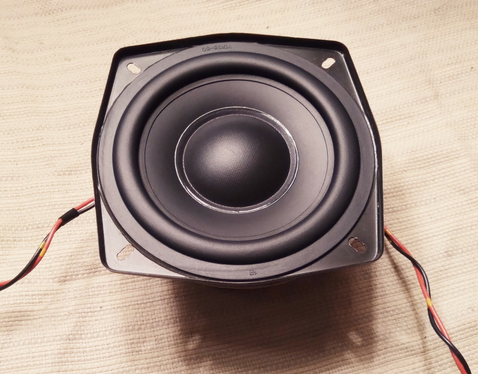 Volvo OEM Philips Subwoofer for Amplified Premium Sub Box, 200004, S40