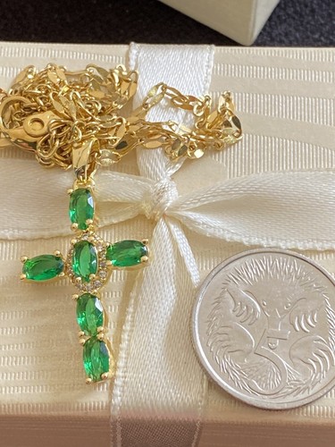 Pretty Gold Tone Emerald Green Crystal CZ Cross Pendant Necklace Chain Included - Picture 5 of 8