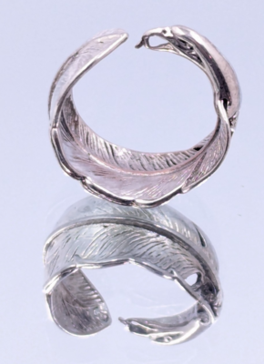 LARRY SMITH Sterling Silver EAGLE HEAD Large Feather Ring Size 7.5