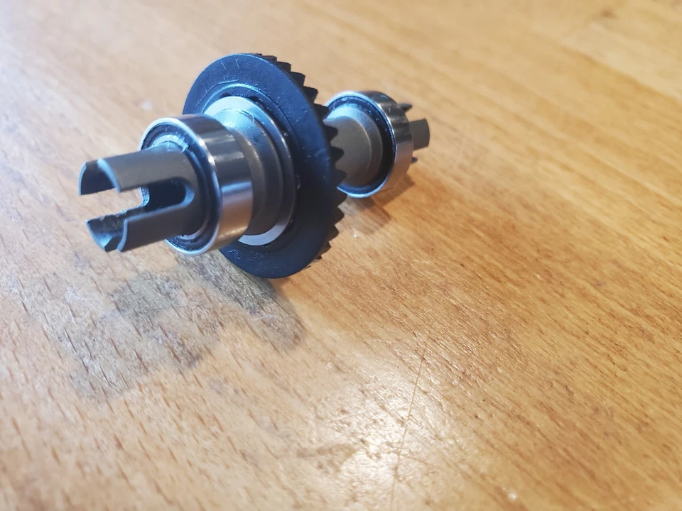 Xray M18 Pro Ball Diff With Bearings, Rebuilt, Exceptional Used Condition. Rare! - Image 3 of 4