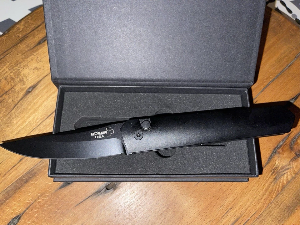 Cuchillo Plegable Boker Plus Mangos Aluminio Negro Nunca Transportado Foto 4 de 4