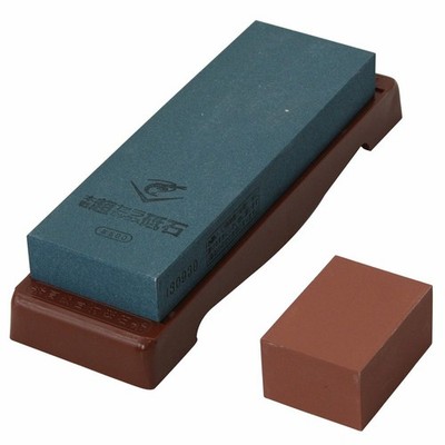 Naniwa Polierindustrie Chosera 600er Körnung Stein - mit Sockel SS-600