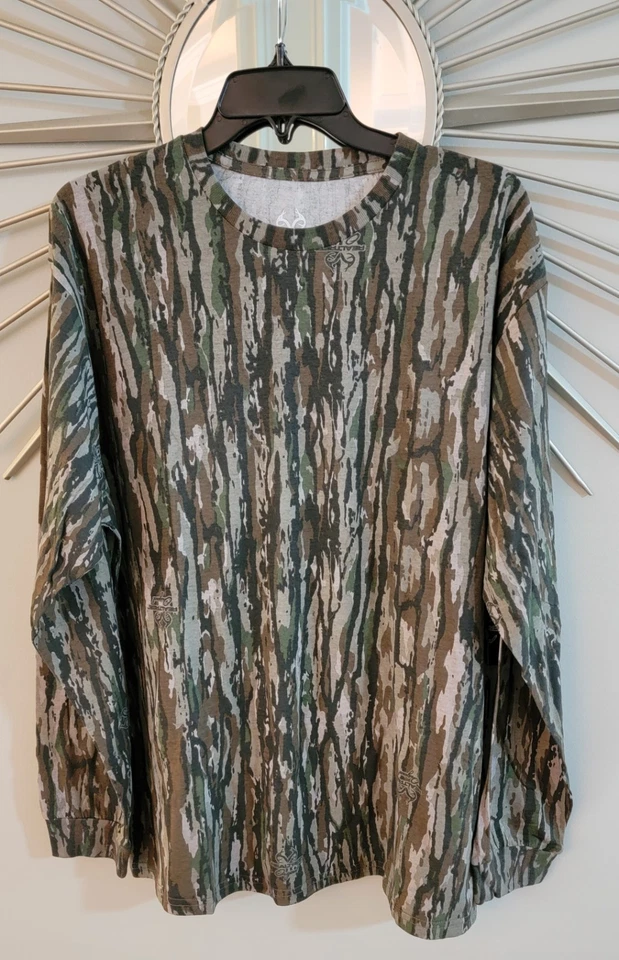 New Realtree Original Camo Long Sleeve Mens Shirt Sz M - Image 2 of 2