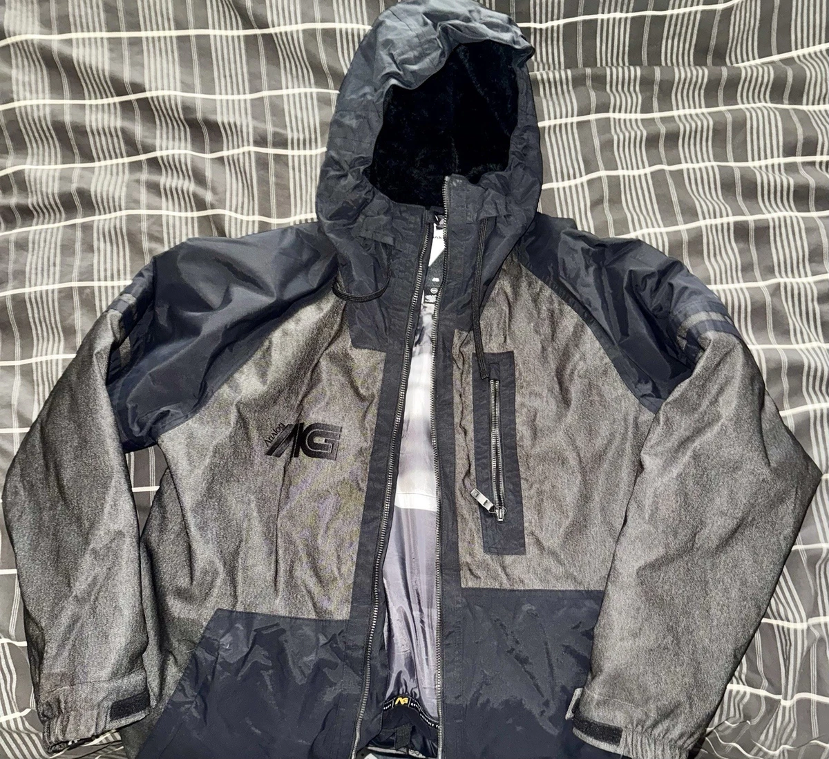 Burton Size 2XL Winter Sports Coats, Jackets & Vests for sale | eBay