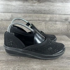 Bzees Moonlight Shoes Womens Size 8 Black Slip On Wedge Comfort Rhinestone Mesh