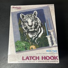 CARON White Tiger Latch Hook Kit  WonderArt 4356   24" x 34" - NEW  SEALED