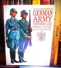 GERMAN ARMY UNIFORMS AND INSIGNIA 1933-1945- FINE CONDITION
