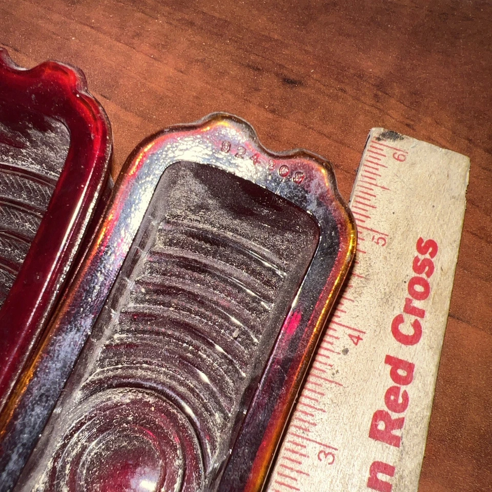 Lente de luz trasera izquierda y derecha Buick Series 50 60 70 1940 OEM Foto 3 de 4