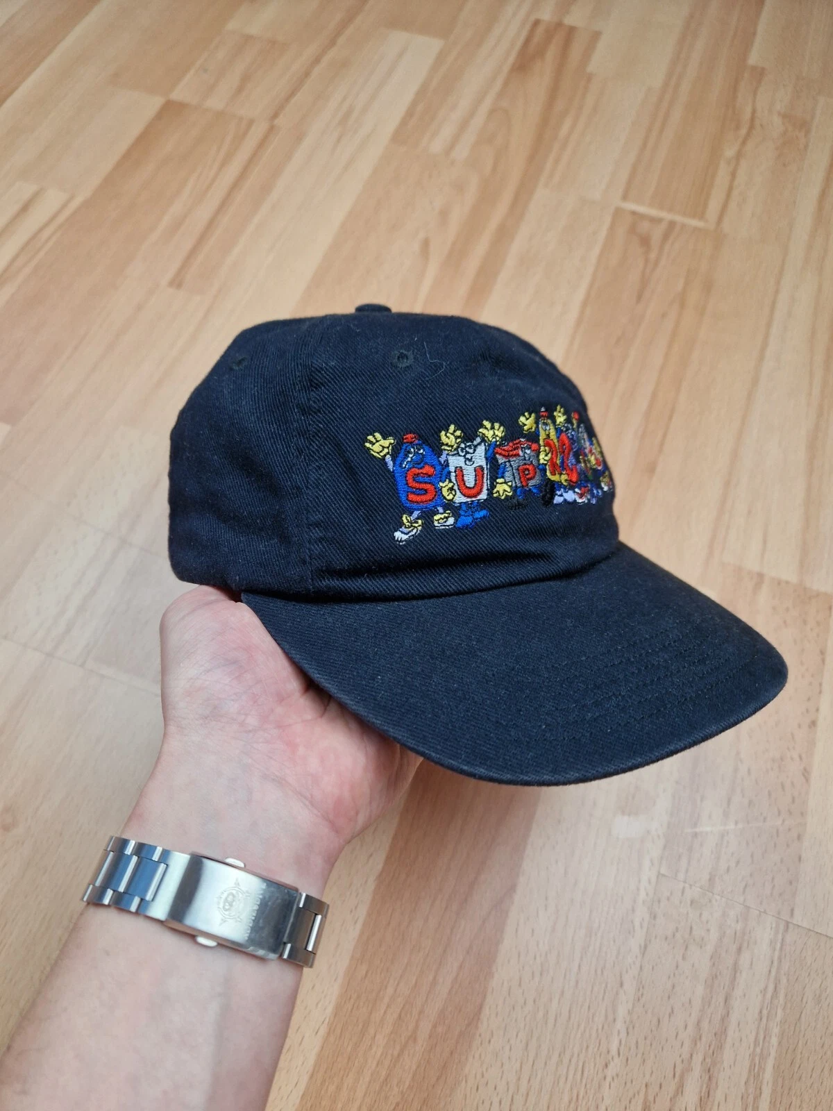 Rare casquette/chapeau Supreme 'Friends' 6 panneaux, noir, snapback
