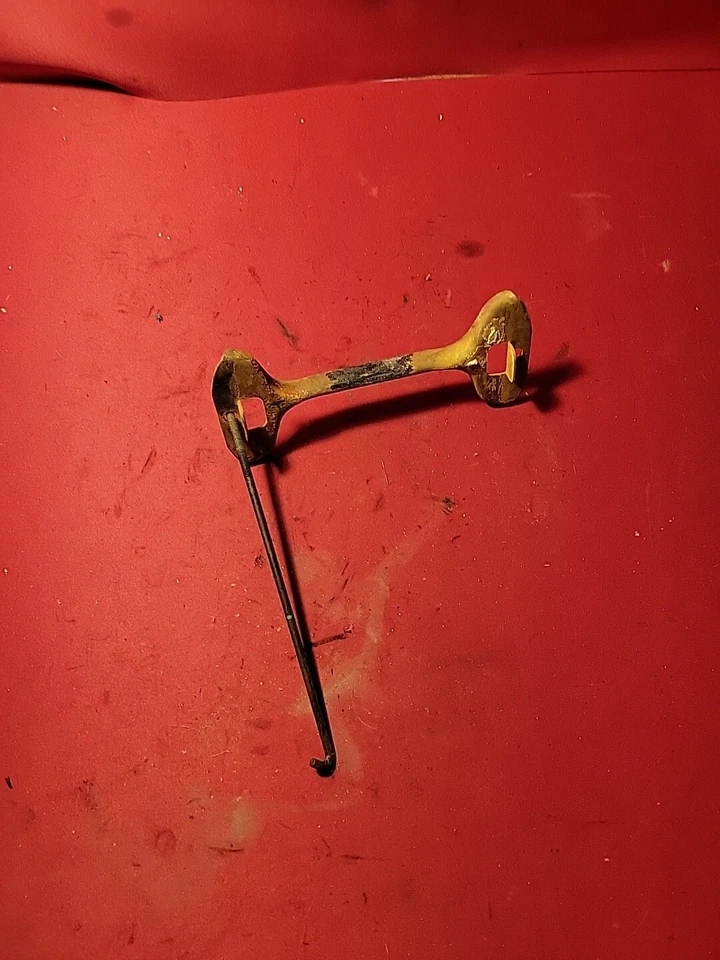 Soporte de amarre de batería para varios vehículos Subaru 1994-2008 82182AA040 Foto 2 de 4